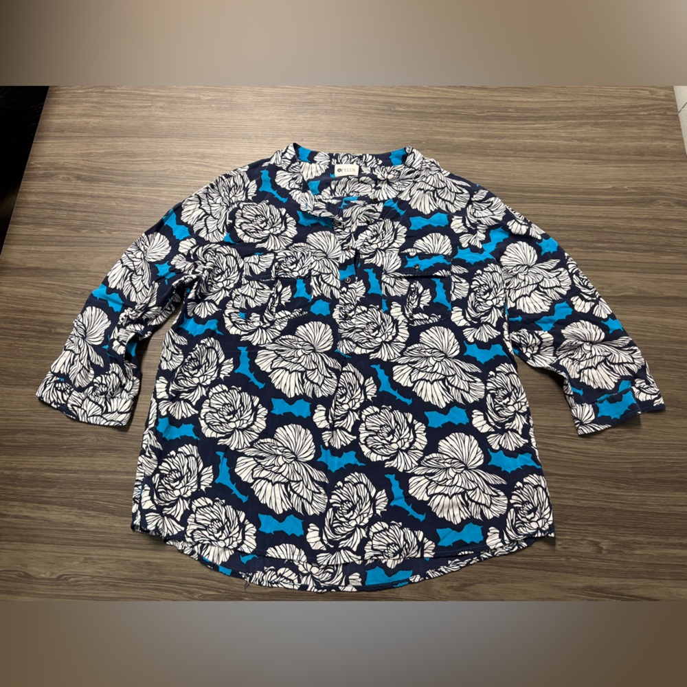 Stylus Floral Blouse Size Large